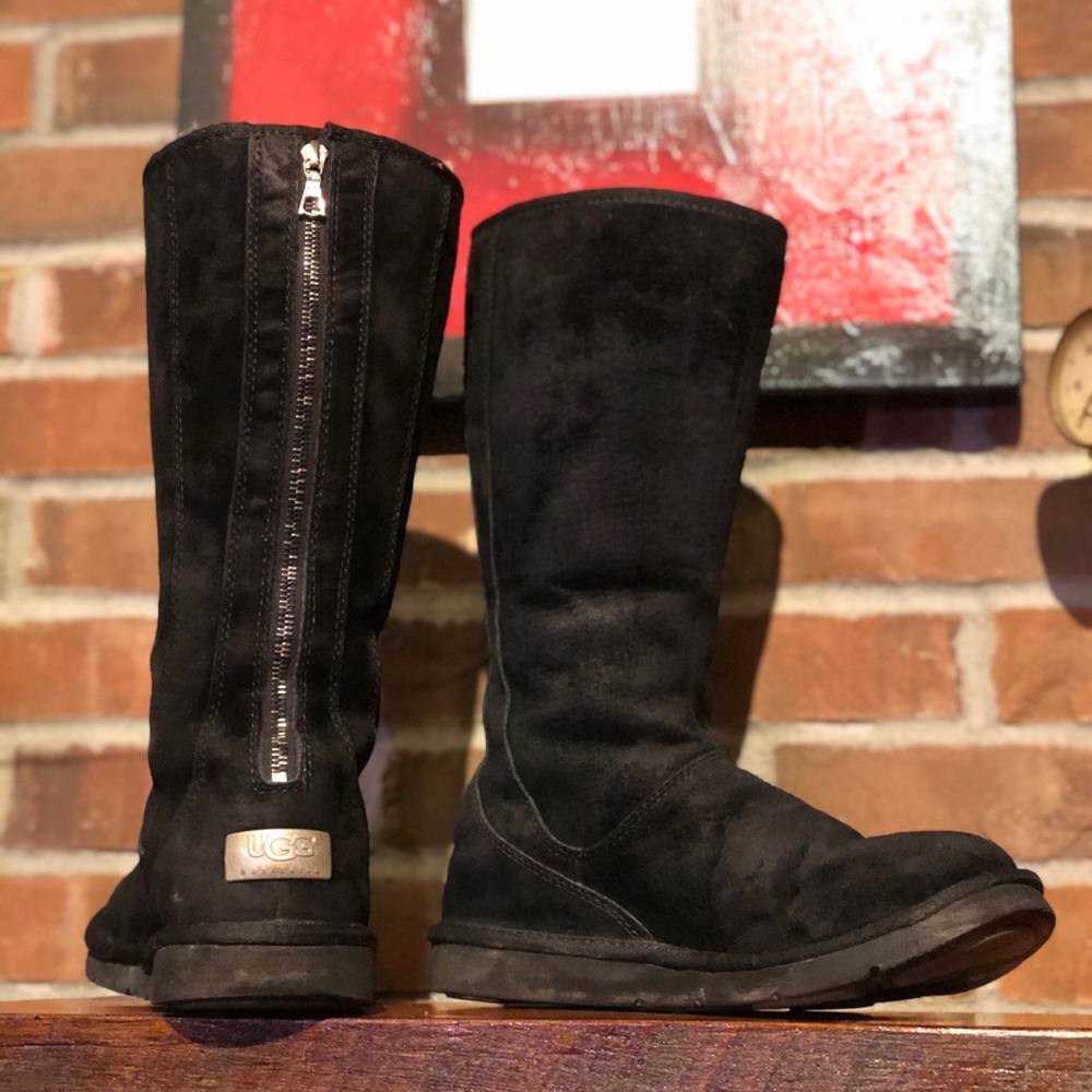 Ugg Knightsbridge Black Boots Sz 9 w/ Back Zippers